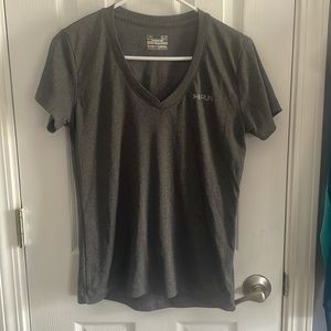 Women’s Under Armor shirt